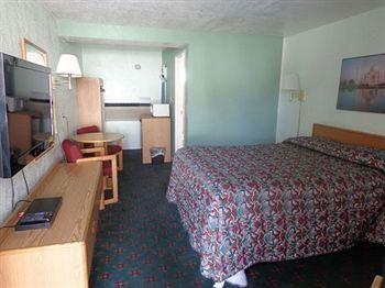 Esquire Motel Elko